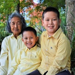 Meet your Posher, Esperanza